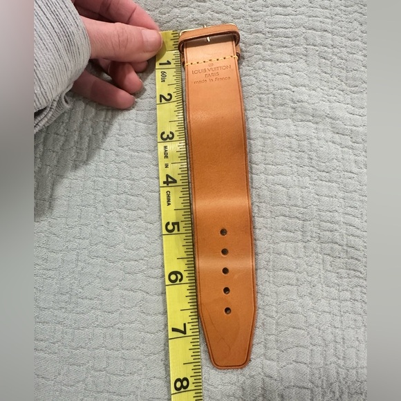 Louis Vuitton Tan Leather Buckle Bracelet with Gold Hardware - Picture 9 of 10